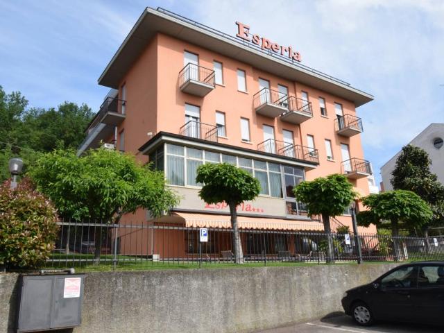 Negozio in vendita a Salsomaggiore Terme