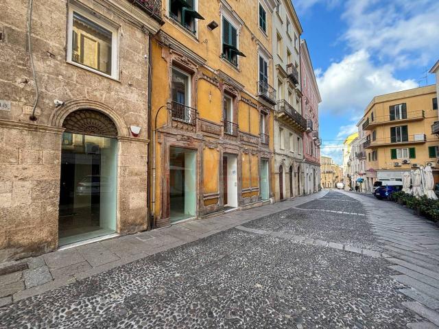 Negozio in vendita a Sassari