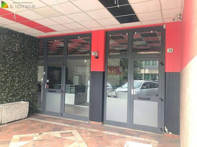 Negozio in vendita a Sassuolo