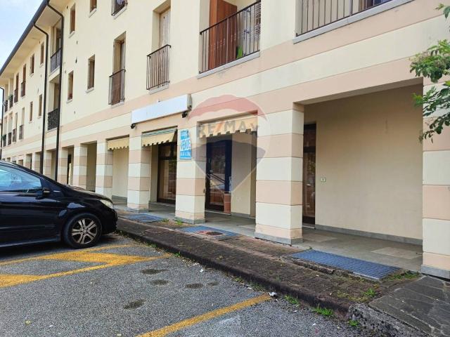 Negozio in vendita a Sernaglia Della Battaglia