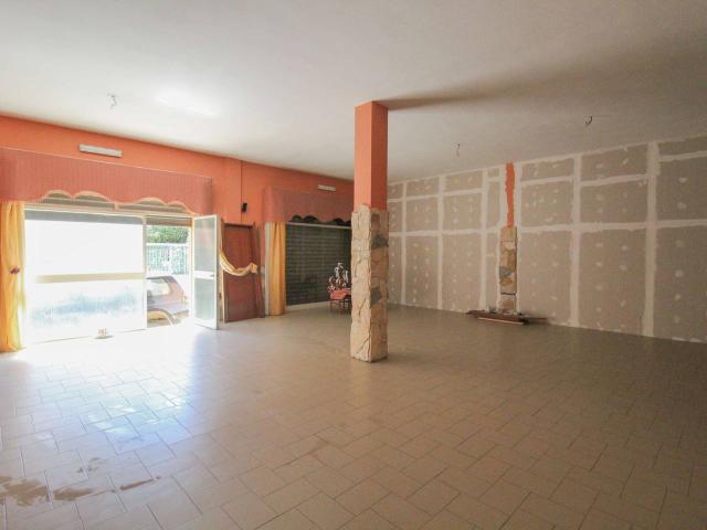 Negozio in vendita a Sinnai