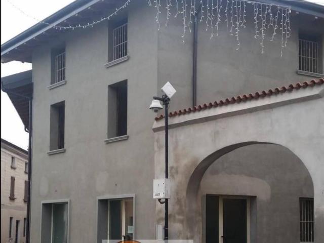 Negozio in vendita a Soncino