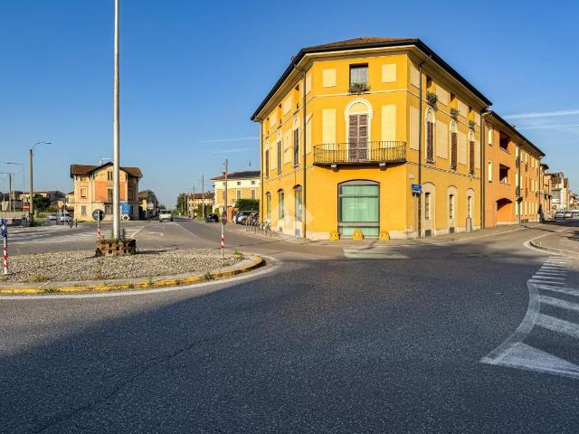 Negozio in vendita a Soncino