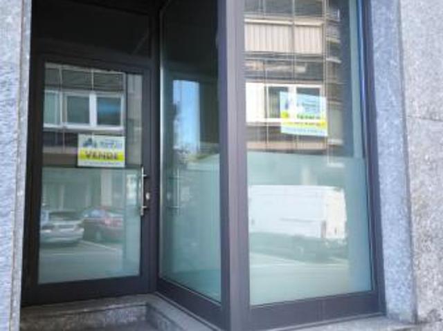 Negozio in vendita a Sondrio