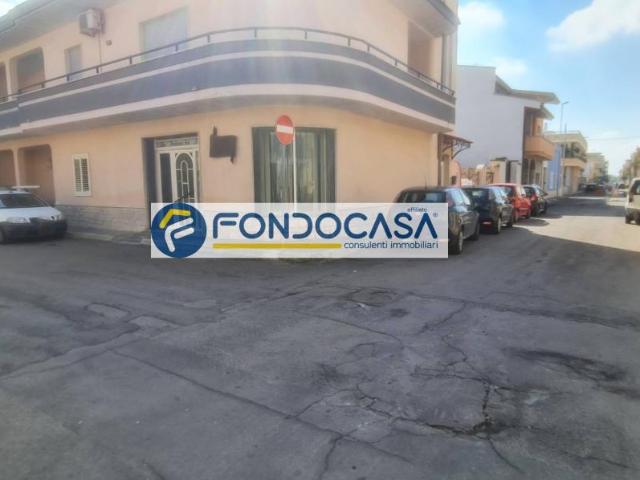 Negozio in vendita a Surbo