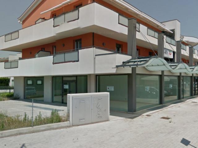 Negozio Jesolo. Rif.: 2017143VE