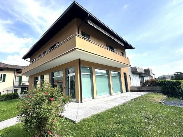 NEGOZIO RISTRUTTURATO DI 368 MQ C.A. A OLGINATE