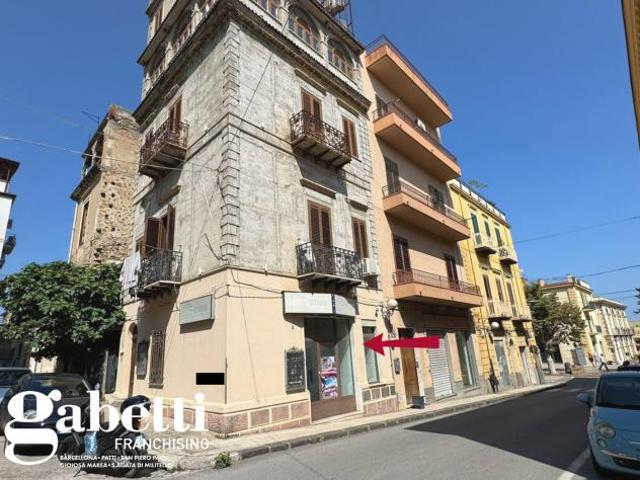 Negozio Sant'Agata di Militello. Rif.: Cod. rif 3244412VCG