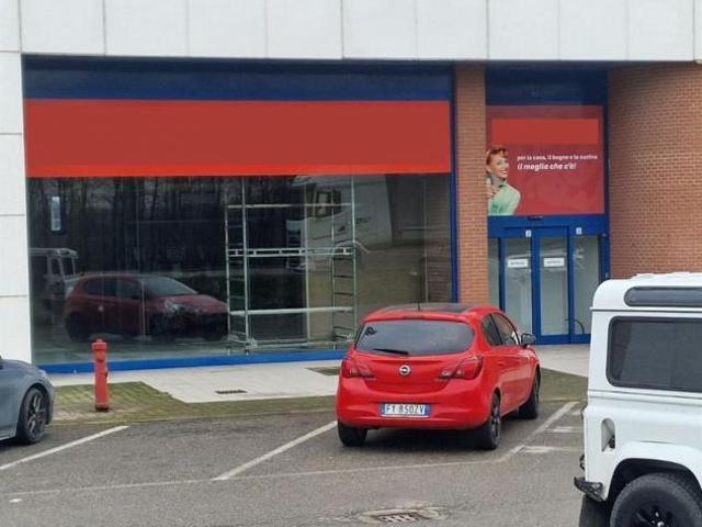 Negozio 4 locali Rif. 19