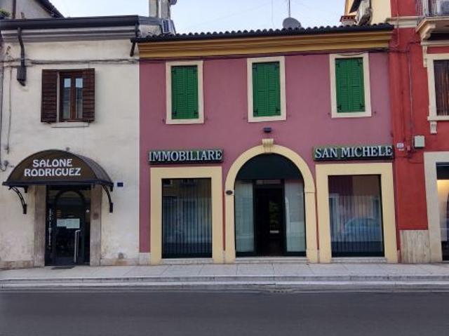 NEGOZIO/UFFICIO AD ALTA VISIBILITÀ – SAN MICHELE, VERONA