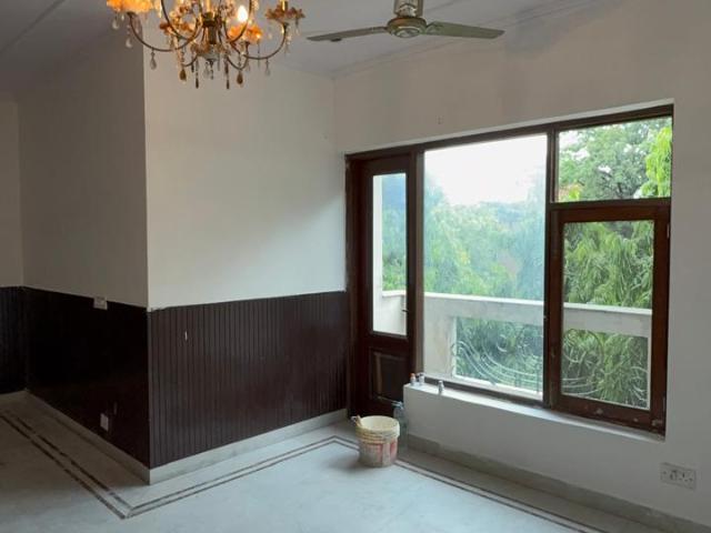 Nehru Enclave 3 Bedroom 1850 Sq. Ft. Builder Floor in Nehru Enclave Delhi Listing ID: #9474