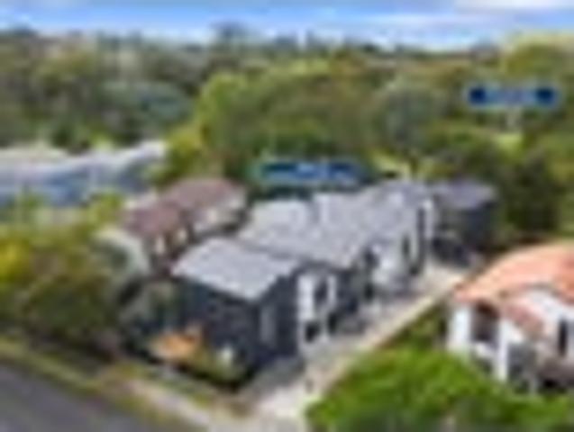 Neighboring the Remuera Golf Course