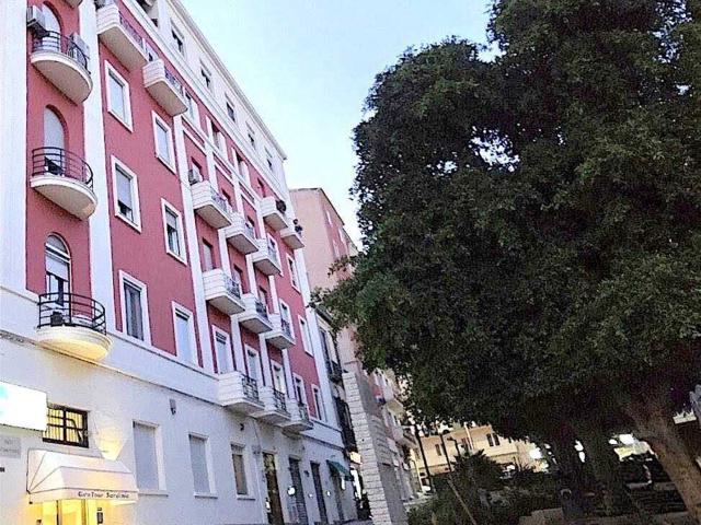 Nel cuore del centro storico, all'interno di un elegante sta. 166m² Cagliari
