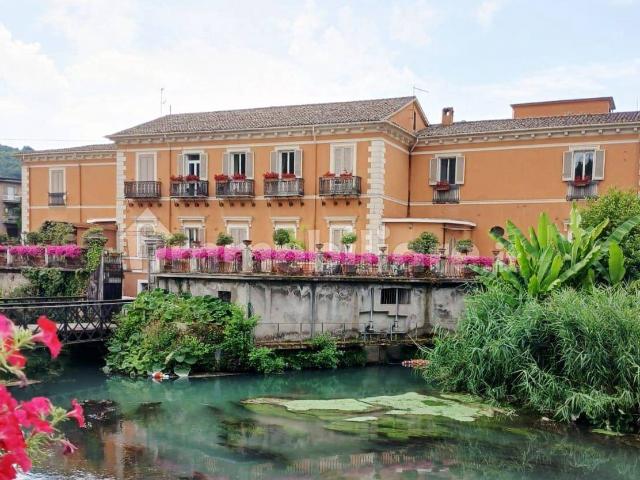Nel cuore pulsante di Isola del Liri, dove la convergenza di. 650m² Isola Del Liri