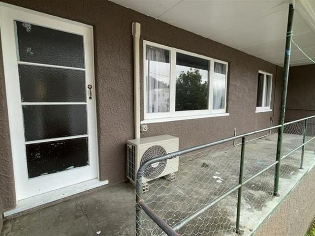 nelson south, 2 bedrooms