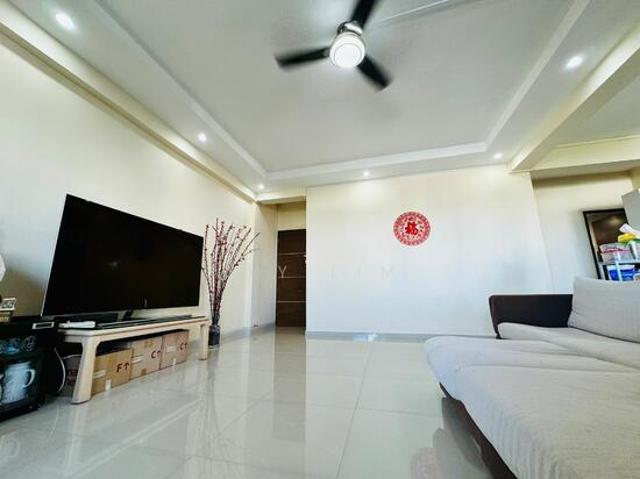 Neptune Court Apartment For Sale, $1,920,000, 3 Bed 2 Bath 1,636 sqft $1,174.00 psf