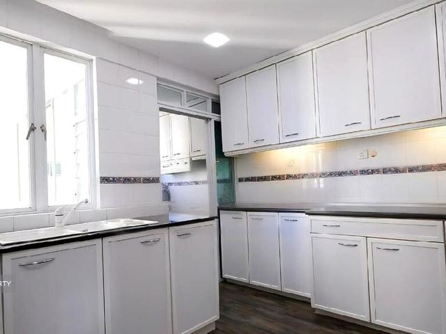 Neptune Court D15, Apartment