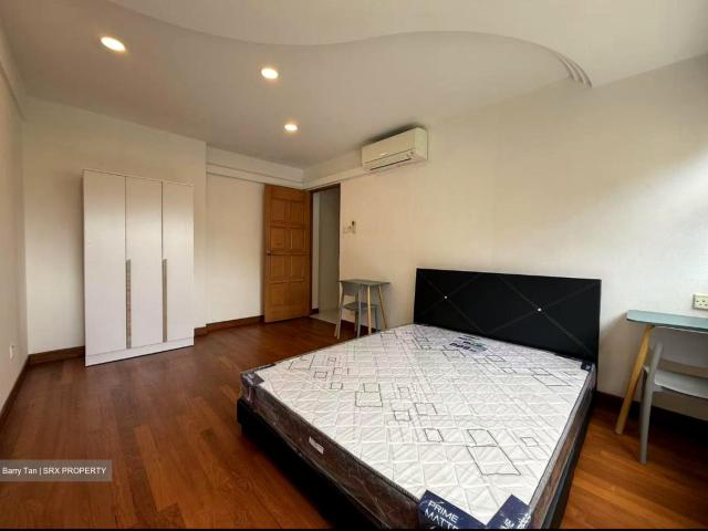 Neptune Court D15, Apartment