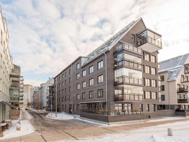 Neptungatan 4