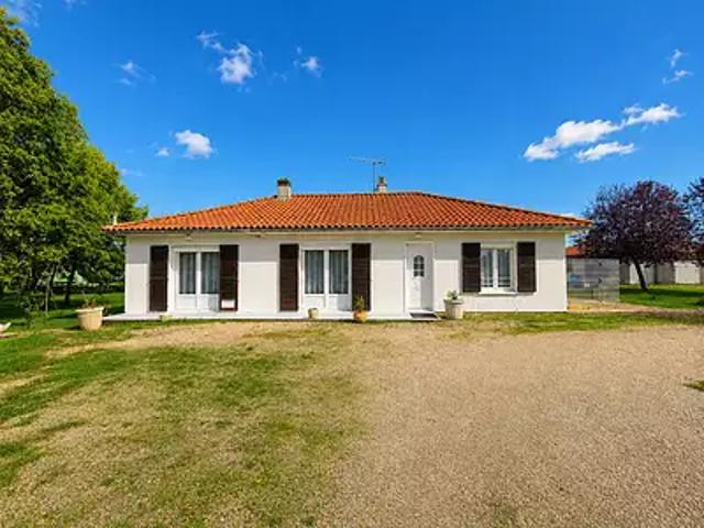 Nercillac 16200 Achat / Vente maison 5 pièces t5 au dernier étage