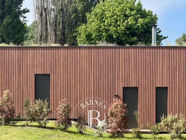 Nernier, Maison 3 Chambres 131 m² en location