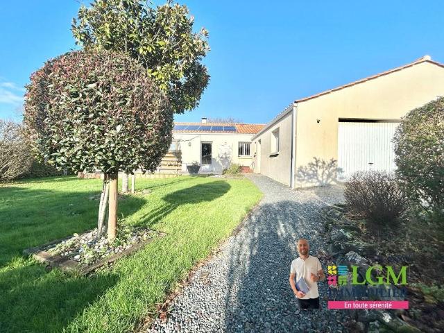 Nesmy – Maison familiale lumineuse avec grand jardin et doub. 129m² Nesmy