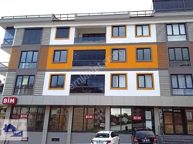 Nesrin'den  Merkeze Bir Adım Mesafede,yeni Bina Yüksek Giriş 1+1