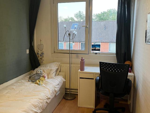 Nette kamer in studentenhuis 12 min van Saxion