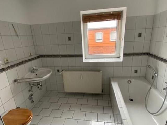 Nettokaltmiete exkl. Betriebskosten, for rent at Wolfenbütteler Straße., Sudenburg, Magdeburg 39112