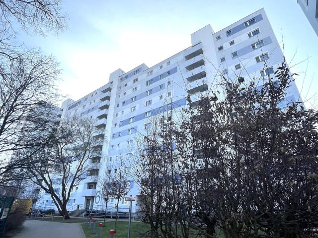 Nettokaltmiete exkl. Betriebskosten, for rent at Berlin 12203, Germany
