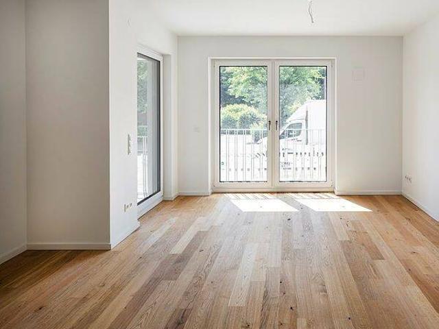 Nettokaltmiete exkl. Betriebskosten, for rent at Eidelstedter Platz 16b, Eidelstedt, Hamburg 22523