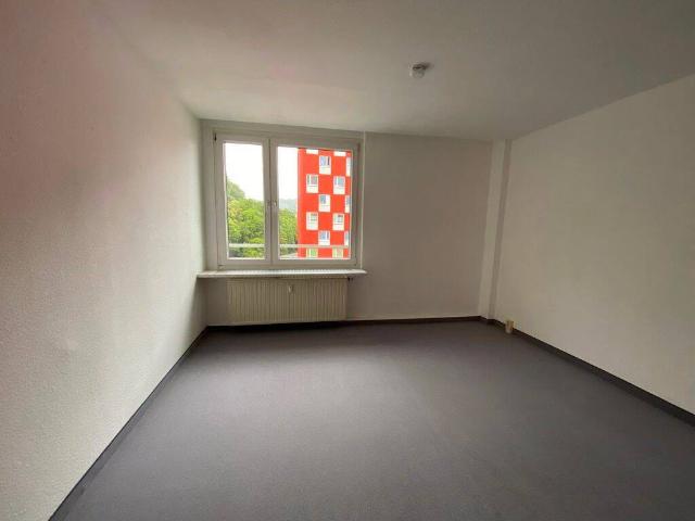 Nettokaltmiete exkl. Betriebskosten, for rent at Friedrich König Straße 11, Wahlbezirk 13, Suhl 98527