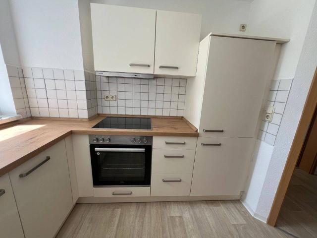 Nettokaltmiete exkl. Betriebskosten, for rent at Grenzgraben 49, Bernsdorf 425, Chemnitz 09126