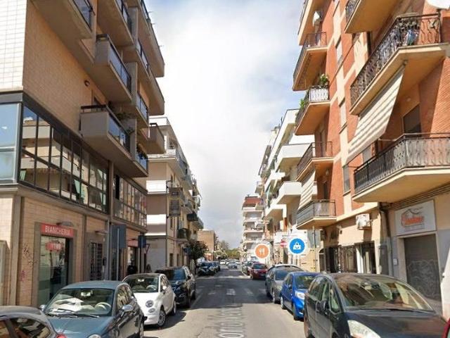 Nettuno bilocale in villa