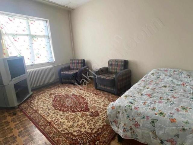 Net Gayrımenkul'den Çarşı Merkezde 1+1 Satılık Daire
