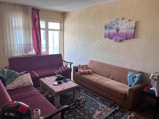 Net Emlaktan 3+1 Eşyalı Üniversiteye Yürüme Mesafesinde Daire