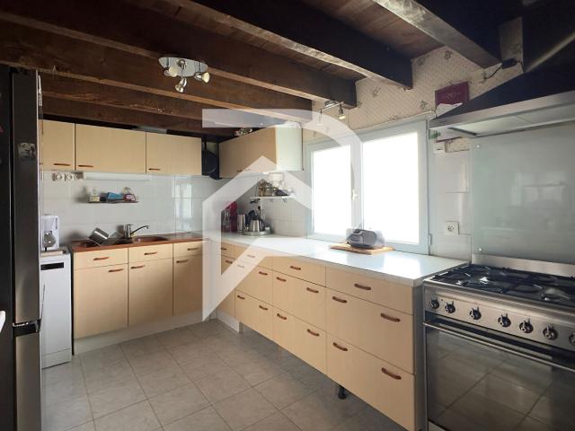 NEUVIC Maison 6 pièces 147 m2 et garage