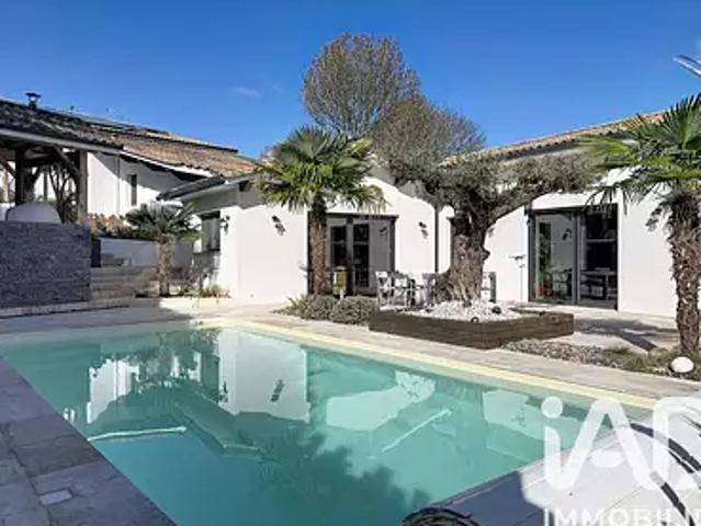 Neuvicq 17270 Achat / Vente maison 7 pièces t7 parking