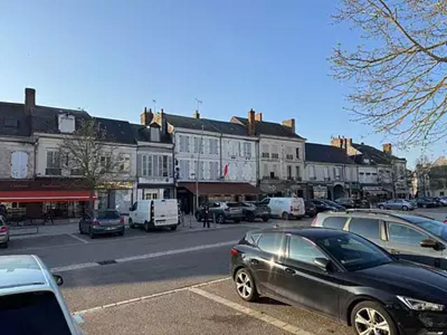 Neuville aux Bois 45170 Achat / Vente immeuble au dernier étage