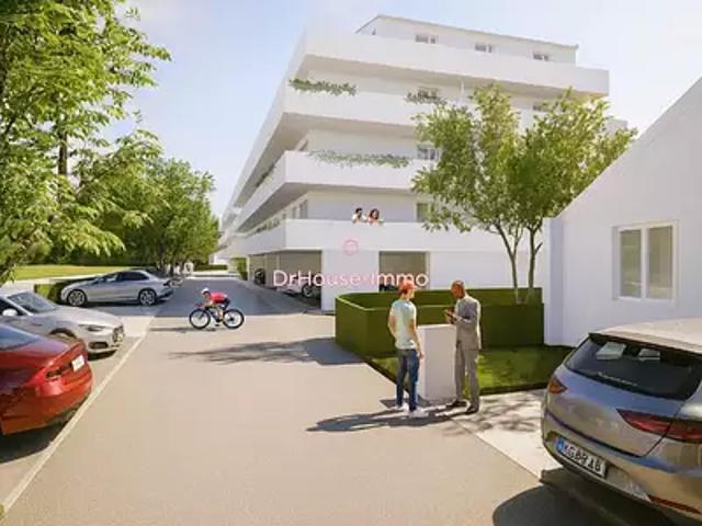 Neuville de Poitou 86170 Achat / Vente immeuble parking