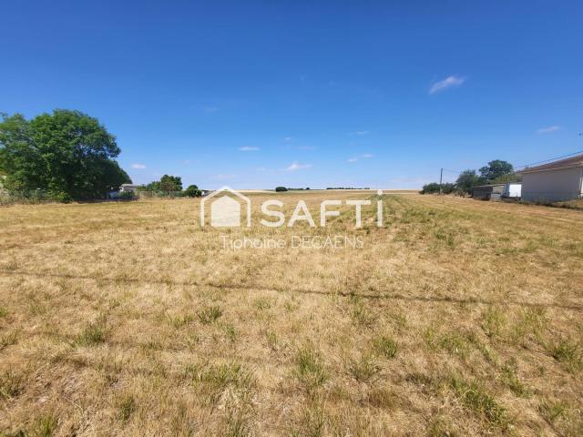 Neuville de Poitou Vente Terrain 86