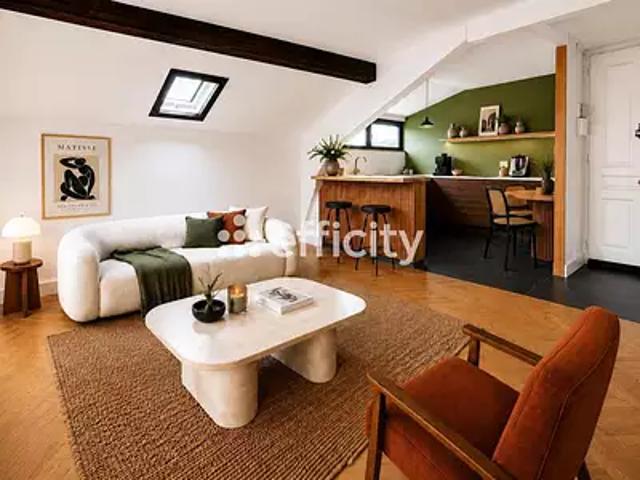 Neuville sur Saône 69250 Achat / Vente appartement 2 pièces t2 au dernier étage cave