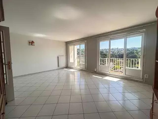 Neuville sur Saône 69250 Achat / Vente appartement 4 pièces t4 cave balcon