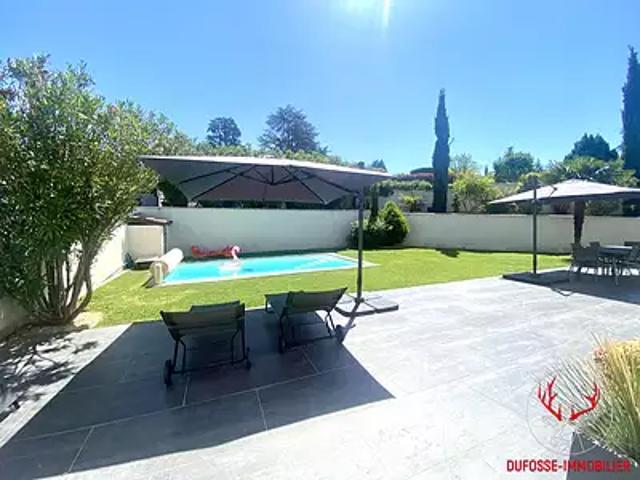 Neuville sur Saône 69250 Achat / Vente maison 6 pièces t6 au dernier étage piscine