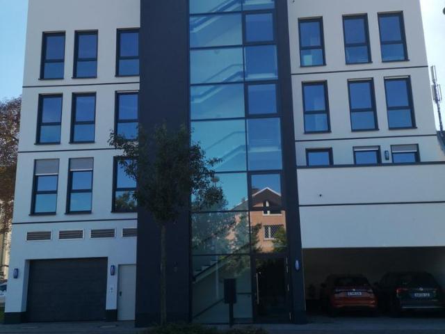 neuwertige Barrierefreie 3 Zimmer Wohnung, Balkon,Provisionsfrei