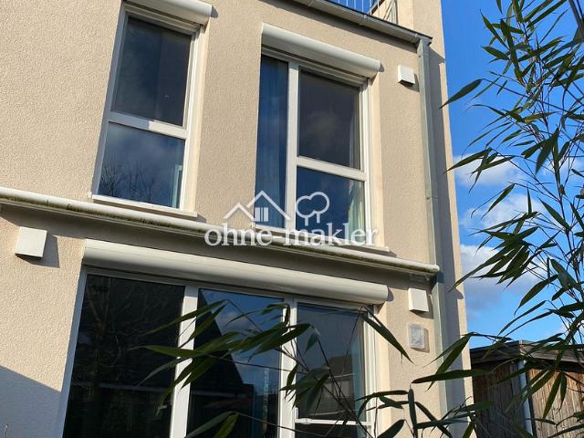 Neuwertige Doppelhaushälfte mit grandioser Aussicht