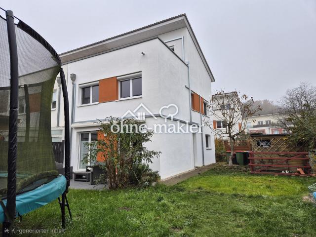 Neuwertige Doppelhaushälfte mit Klimaanlage in familienfreundlicher Spielstraße