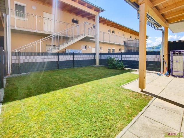 Neuwertige Garten Wohnung auf zwei Ebenen mit moderner Ausstattung und 2 KFZ Stellplätzen