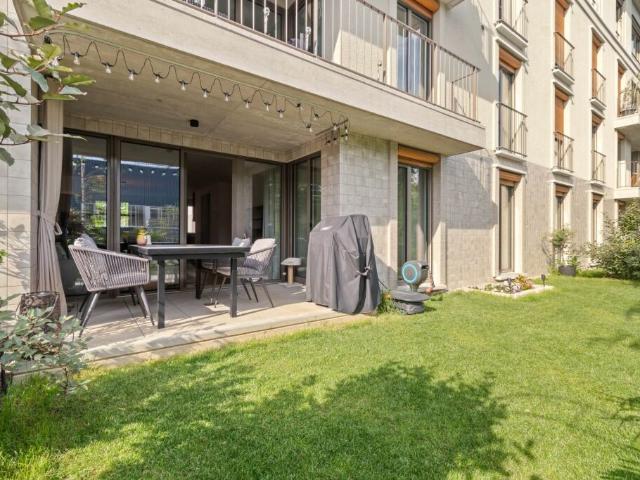 Neuwertige Gartenwohnung an zentraler und ruhiger Lage!