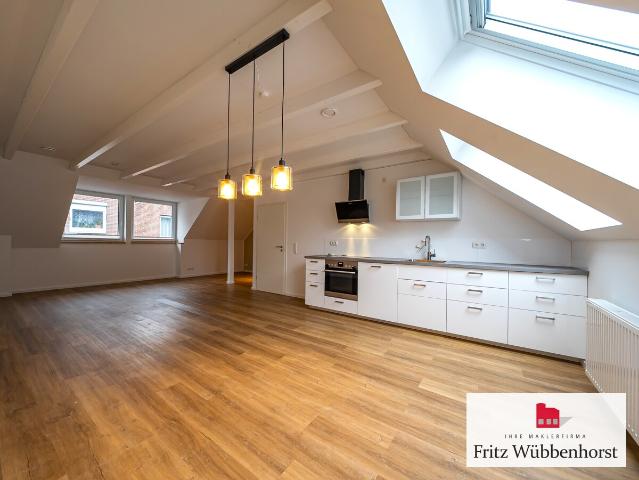 Neuwertige 2 Zimmer Dachgeschosswohnung in direkter Nähe zur Tonkuhle